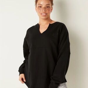 PINK Victoria's Secret Black oversized V-Neck Top
